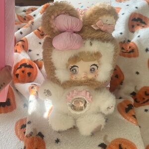 Nommi a Bite of Sweetheart plush with mini figure